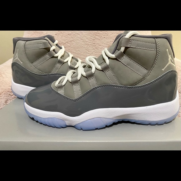 Air Jordan 11’s Retro (2021) Cool Grey main image 2
